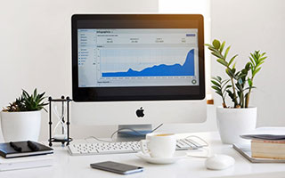 意甲媒体透露：莱奥越来越成熟了，他拿球失误丢球后，主动向莫德里奇道歉